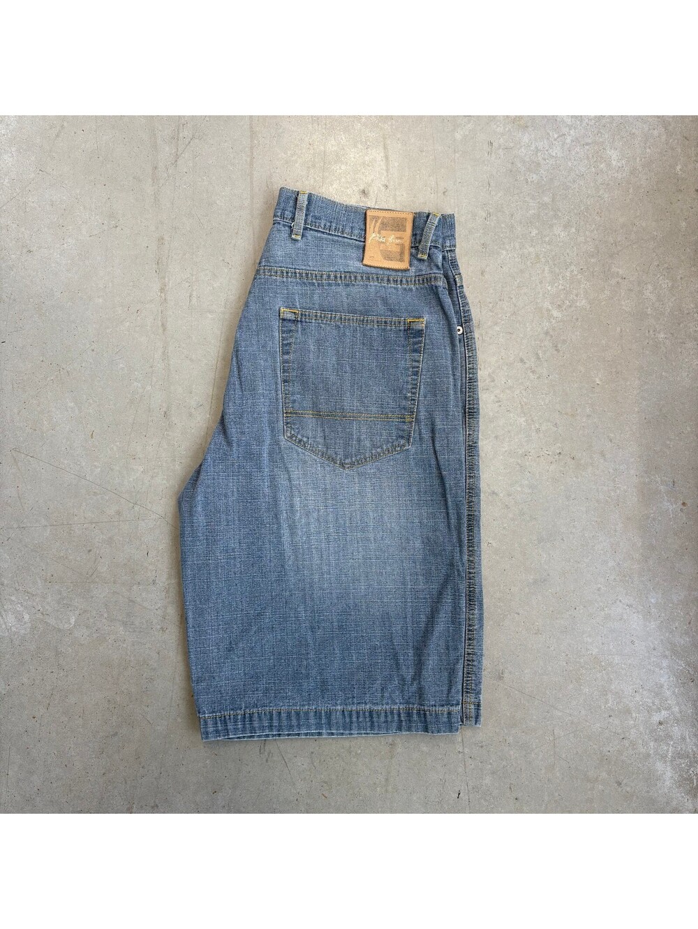 Vintage 2000s Phat Farm Faded Baggy Jorts Size 36